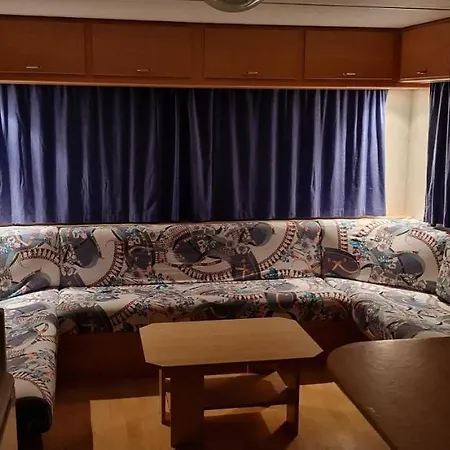 Chalet Stacaravan In De Natuur Bij Maastricht