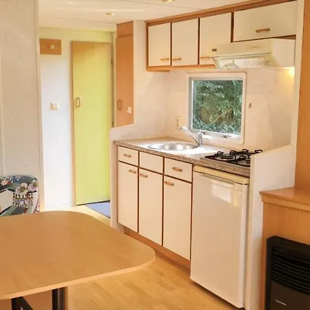 Stacaravan In De Natuur Bij Maastricht * Ulestraten